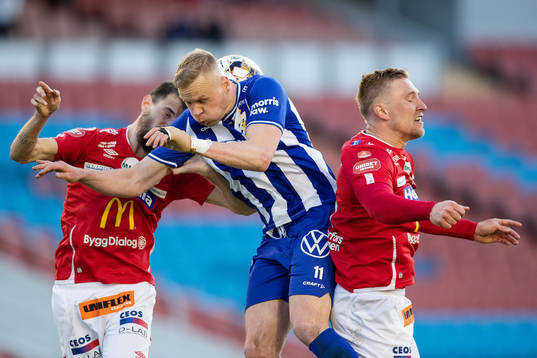 Degerfors Sebastian Olsson och Oliver Ekroth mot IFK