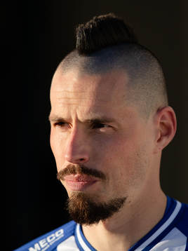 IFK Göteborgs Marek Hamsik på väg ut till andra