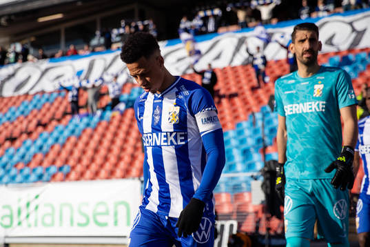 IFK Göteborgs Tobias Sana innan fotbollsmatchen i
