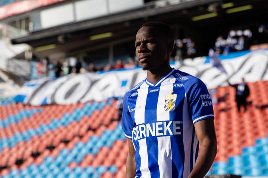 IFK Göteborgs Alhassan Yusuf innan fotbollsmatchen i