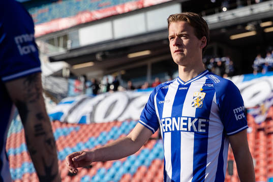 IFK Göteborgs August Erlingmark innan fotbollsmatchen i