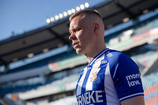 IFK Göteborgs Kolbeinn Sigthorsson innan fotbollsmatchen i