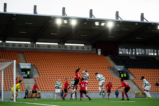 Västerås William Videhult och Vasalunds Kebba Ceesay i