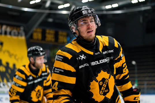 Skellefteås Andreas Wingerli jublar