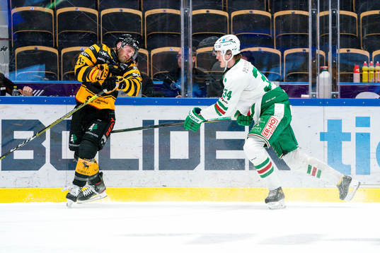 Skellefteås Oscar Möller och Rögles Adam Edström