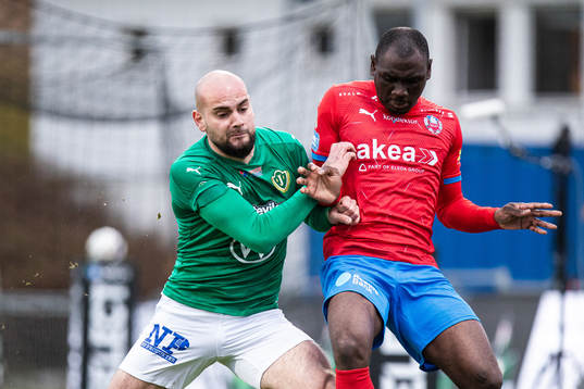 Jönköpings Perparim Beqaj och Helsingborgs Ravy