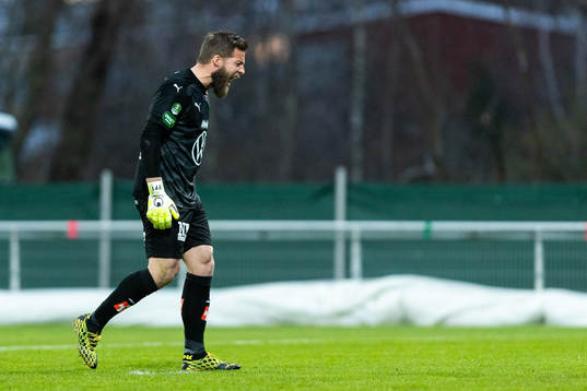 Jönköpings målvakt Frank Pettersson deppar