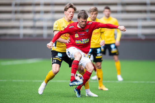 Elfsborgs Noah Söderberg och Falkenbergs Karl Söderström