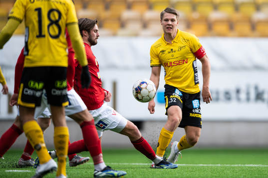 Elfsborgs Gustav Broman och Falkenbergs Axel Norén