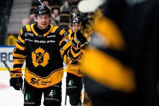 Skellefteås Pär Lindholm jublar