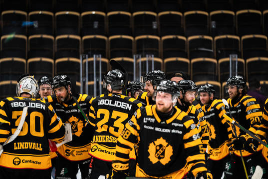 Skellefteås spelare jublar