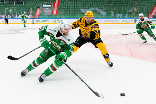 Rögles Simon Ryfors och Skellefteås Pär Lindholm