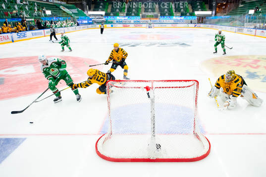 Rögles Olli Palola gör 2-0