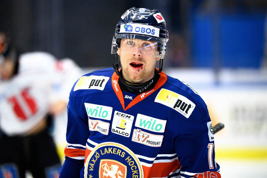 Växjös Jack Drury blöder från munnen