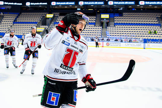 Örebros Kristian Näkyvä jublar