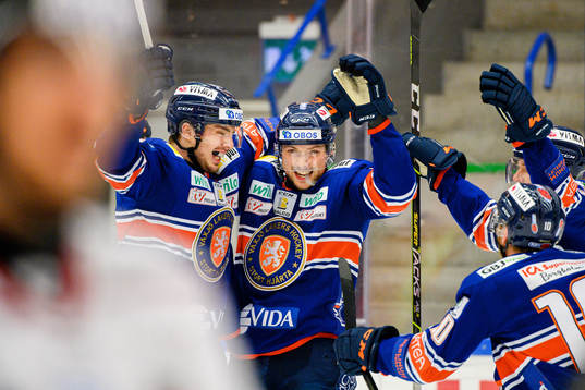 Växjös Brendan Gaunce  jublar