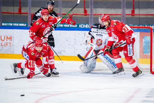 Troja/Ljungbys Jesper Ylivainio, Jesper Emanuelsson och
