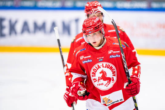 Troja/Ljungbys Tim Bothén deppar