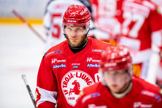 Troja/Ljungbys Daniel Karlsson Thörnros deppar