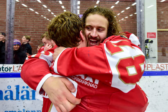 Troja/Ljungbys Måns Hansson jublar