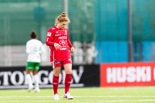 Örebros Jessie Scarpa deppar