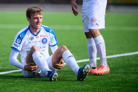 Akropolis Alexander Abrahamsson har ont