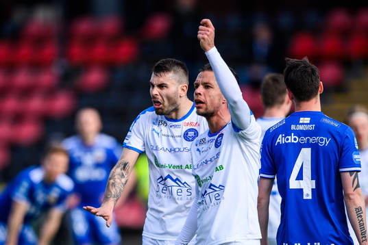 Akropolis Astrit Ajdarevic oh Erik Figueroa reagerar