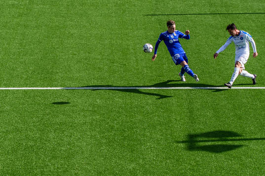 Sundsvalls Jesper Carström och Akropolis Mauricio Albornoz