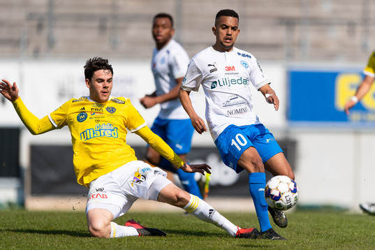 Falkenbergs Samuel Adrian och Värnamos Erick Brendon