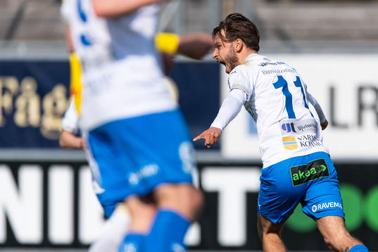 Värnamos Edvin Becirovic jublar