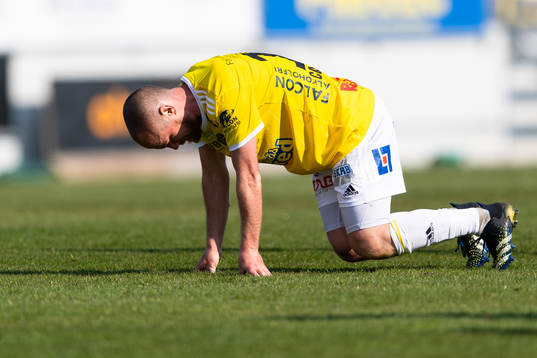 Falkenbergs Christoffer Carlsson deppar