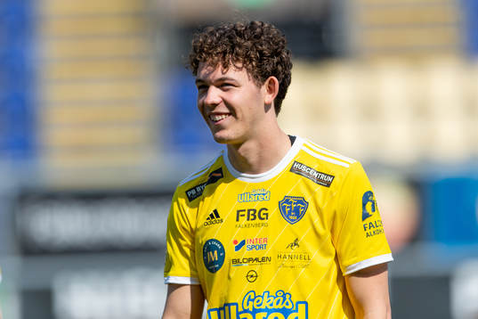 Falkenbergs Kalle Björklund före fotbollsmatchen i