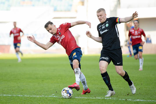Örgrytes Ajdin Zeljkovic och Västerås Simon Johansson