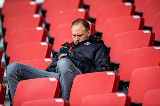 Helsingborgs Andreas Granqvist på läktaren