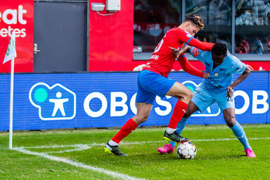 Helsingborgs Assad Al Hamlawi och AFC Eskilstunas Lawson