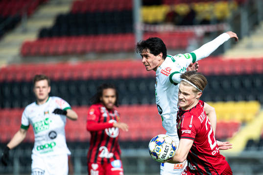 Östersunds Sebastian Karlsson Grach och Varbergs Jean