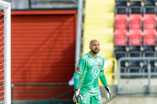 Östersunds målvakt Aly Keita