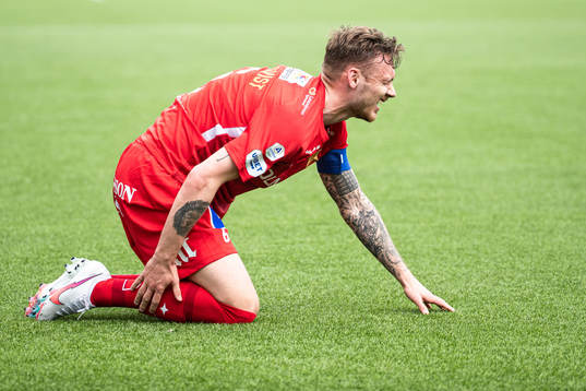 IFK Norrköpings Linus Wahlqvist har ont