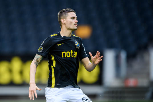 s Mikael Lustig
