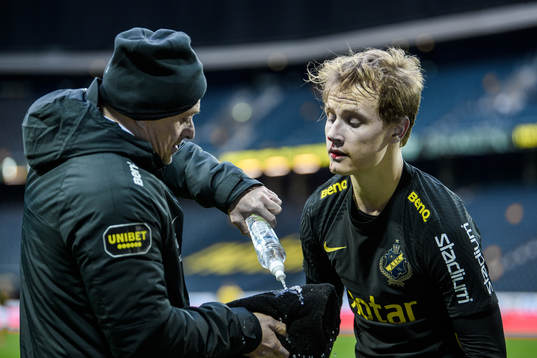 s Saku Ylätupa får vård