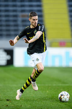 s Mikael Lustig