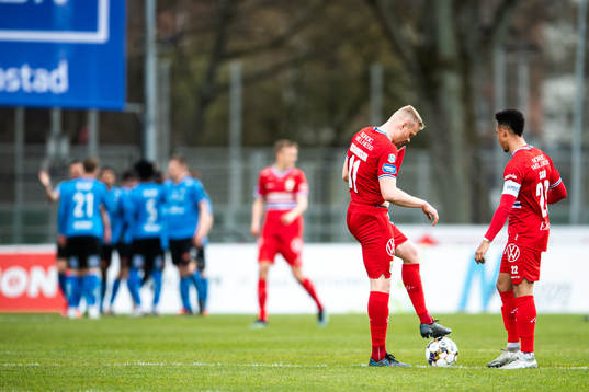 IFK Göteborgs Kolbeinn Sigthorsson och Tobias Sana deppar