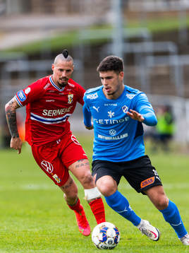 IFK Göteborgs Marek Hamsik och Halmstads Edvin Kurtulus