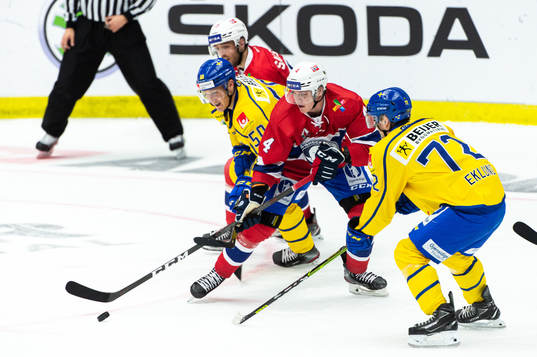 Johannes Johannessen of Norway against Viktor Lööv of