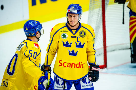 Viktor Lööv and Dennis Rasmussen of Sweden