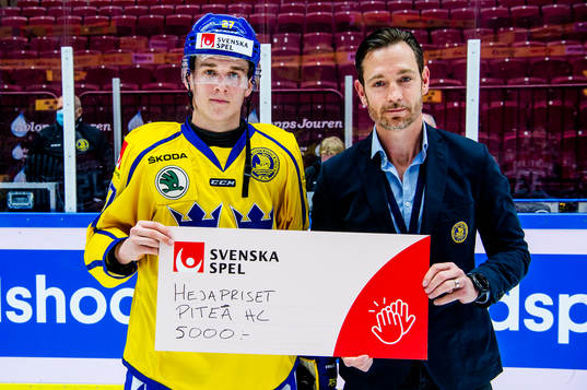 Nils Lundkvist of Sweden together with Jesper Björck,