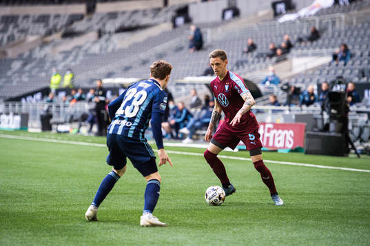Djurgårdens Aslak Witry och Malmö FFs Sören Rieks