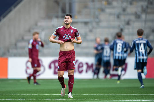 Malmö FFs Antonio Colak deppar