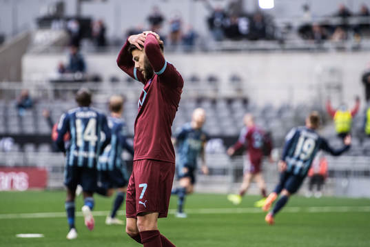 Malmö FFs Erdal Rakip deppar