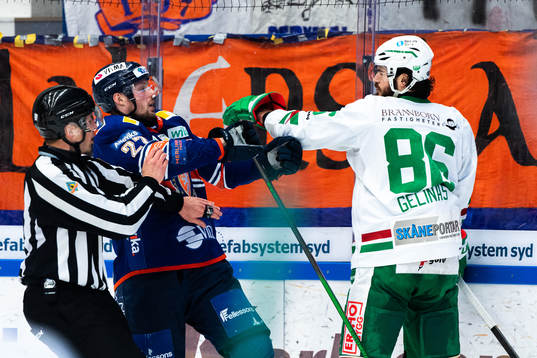 Växjös Martin Lundberg och Rögles Eric Gelinas